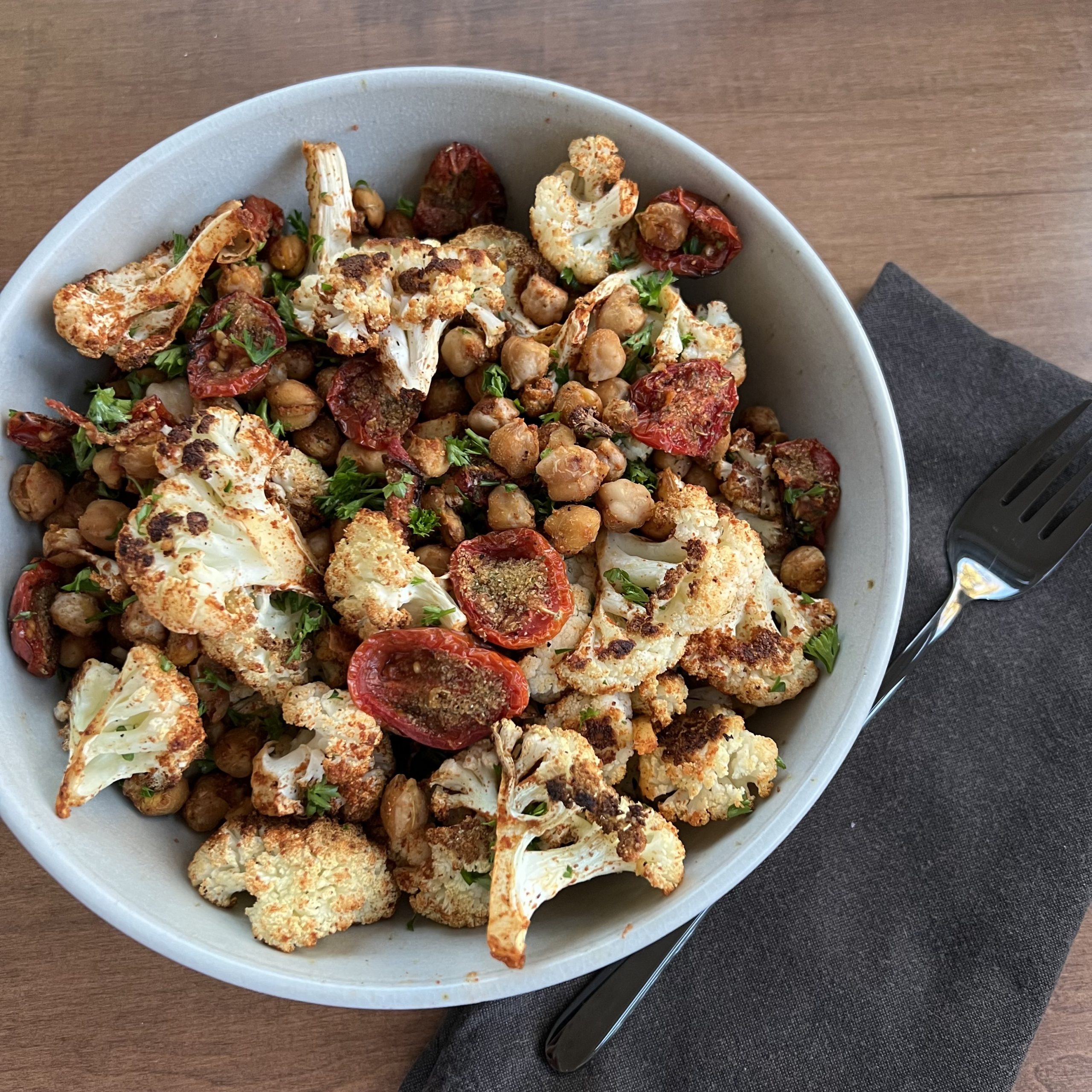 Roasted Cauliflower & Chickpea Salad